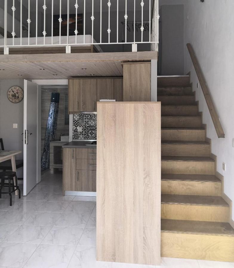 Filippou Luxury Apartments Flogita Exterior photo